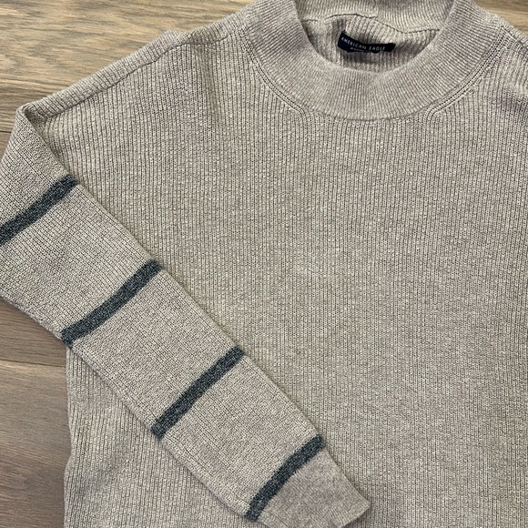 American Eagle sweater - Picture 4 of 4